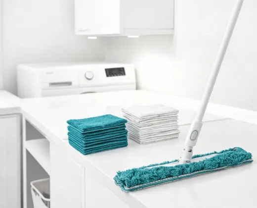Microfiber mops and refill heads